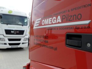 12989_Omega_104