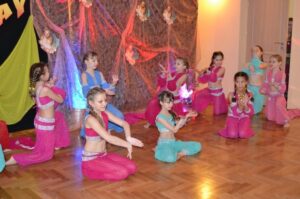 18255_1660656_371670426306942_1330963053_n