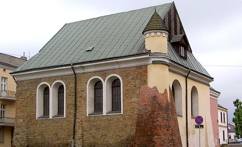 24392_800px-Rzeszow_Synagoga_Staromiejska