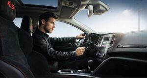 46426_750x400px-renault_