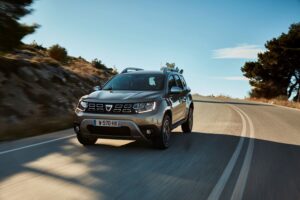 49464_21200092_2017_-_new_dacia_duster_tests_drive_in_greece_