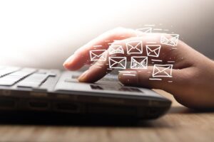 51844_firmowa_poczta_e-mail_jaka_wybrac-resizer-750q75