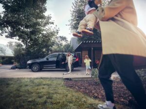 52583_272420_volvo_cars_-_family_safety-1250x938-resizer-750q75