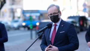 53146_38964993_38896057