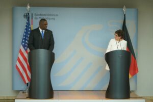 53178_38983211_38983134_1