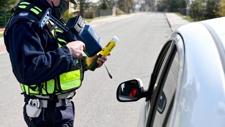 53525_39159739_39159583-resizer-750q75