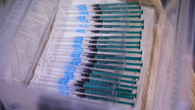 54068_39412134_38907268