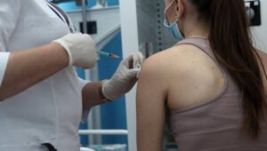 54761_39657012_39656998