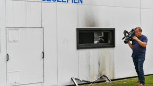 55406_39987766_39987755-resizer-750