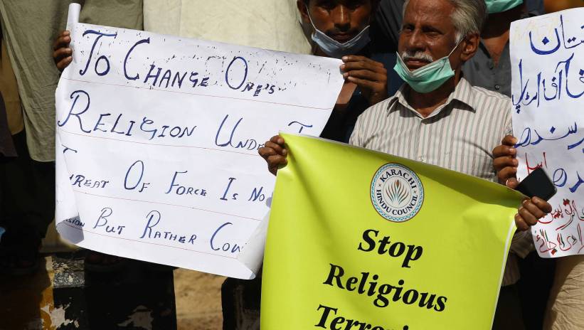 55496_40039198_40039193