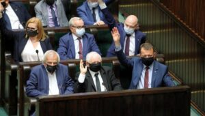 55530_40053917_40053633