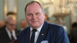 55540_40056949_40056920