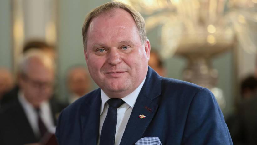 55540_40056949_40056920