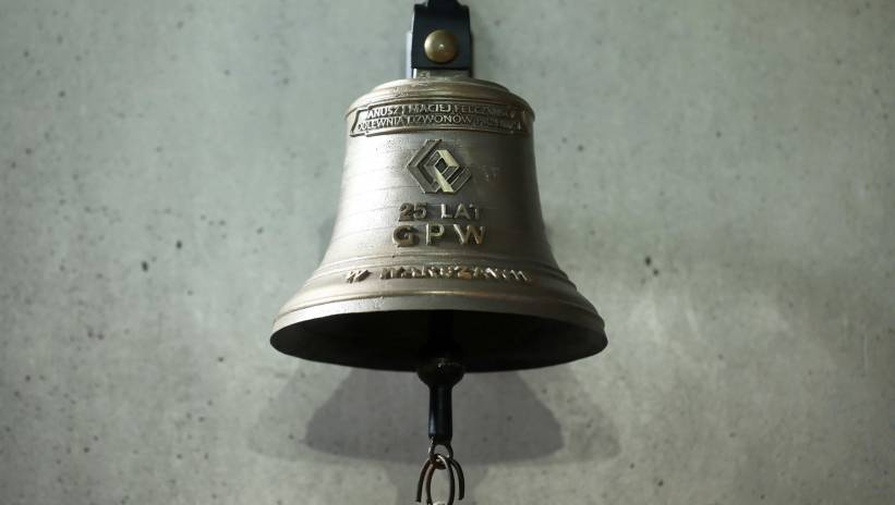 55567_40069735_40069706