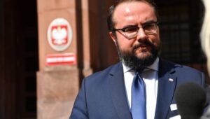 55617_40085857_40085830