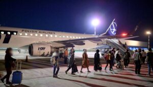 55721_40139112_40139082