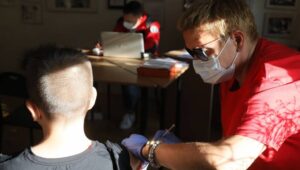 55898_40195406_40195368