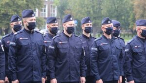 55899_40195810_40195582