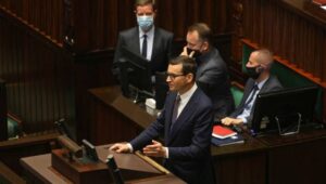 56039_40252749_40252748