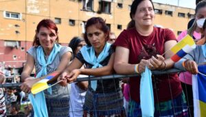 56191_40315694_40315677