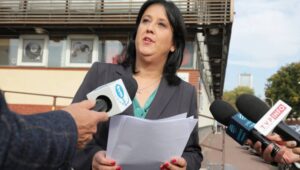 56205_40324798_40324378