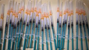 56583_40408340_40408285