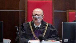 56996_40561024_40561014