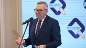 57291_40682008_40682005