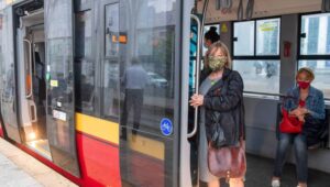 57376_40716511_40716482