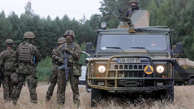 57429_40743717_40742460