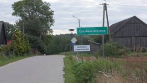 57483_40772101_40772021