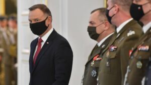 57569_40815822_40815390