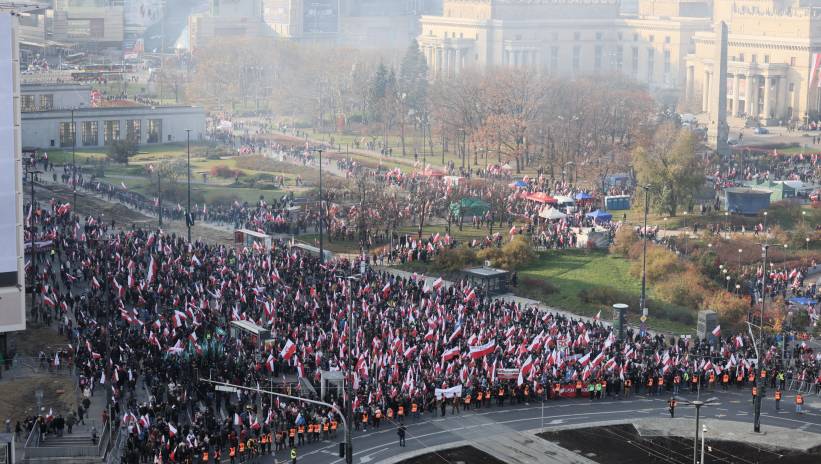 57576_40818198_40817951