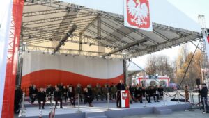 57577_40818520_40817590