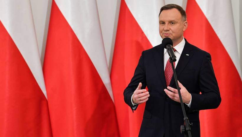 57631_40821667_40821521