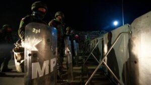 57750_40866875_40866786