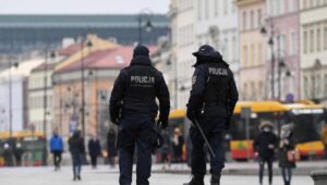 58193_41026012_41025970