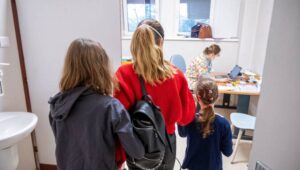 58618_41162039_41162030