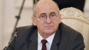 60011_41603745_41603440