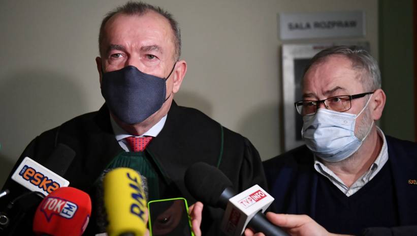 60029_41614598_41614588