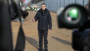 60032_41615490_41615224