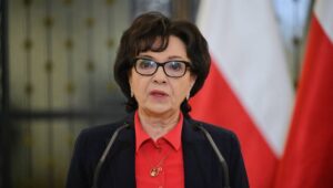 60238_41700580_41700552