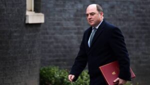 60306_41717322_41688980