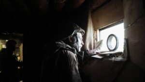 60307_41717402_41715257