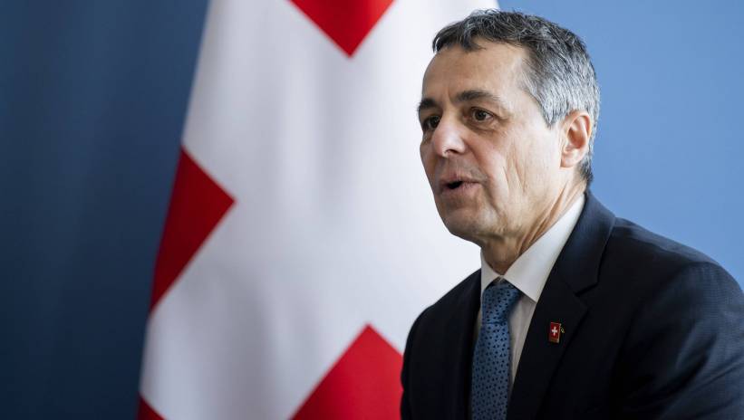 60484_41757499_41757497