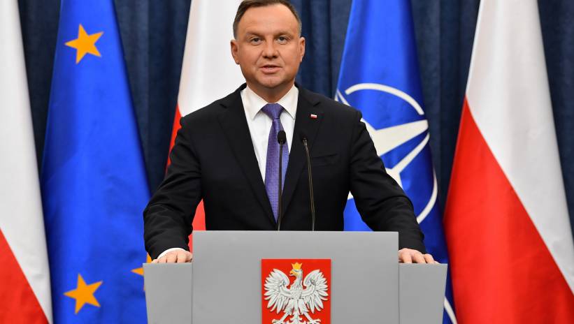 60591_41789956_41788765