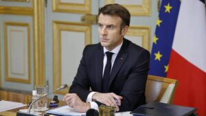 60622_41800453_41800320