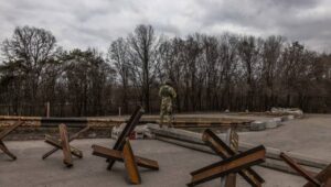 60764_41827000_41826980