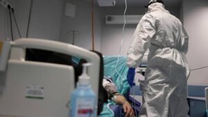 60979_41882533_41808540