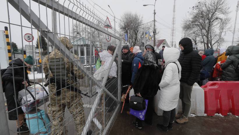 60981_41882704_41882686